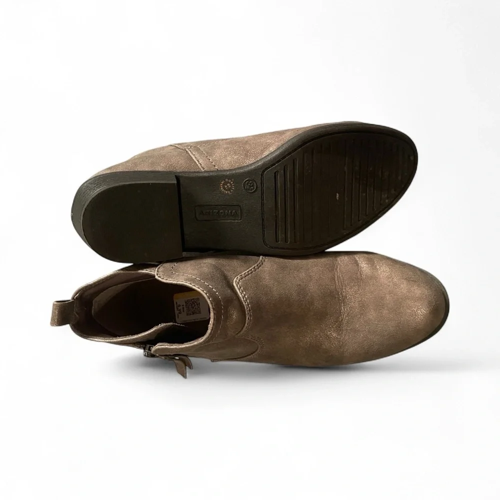 Arizona Jean Co. Metallic Ankle Boot - Picture 4 of 4